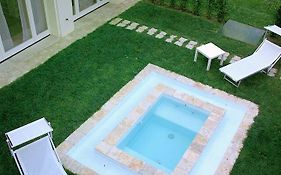 Hotel Le Ville Di Baia Dei Mergoli